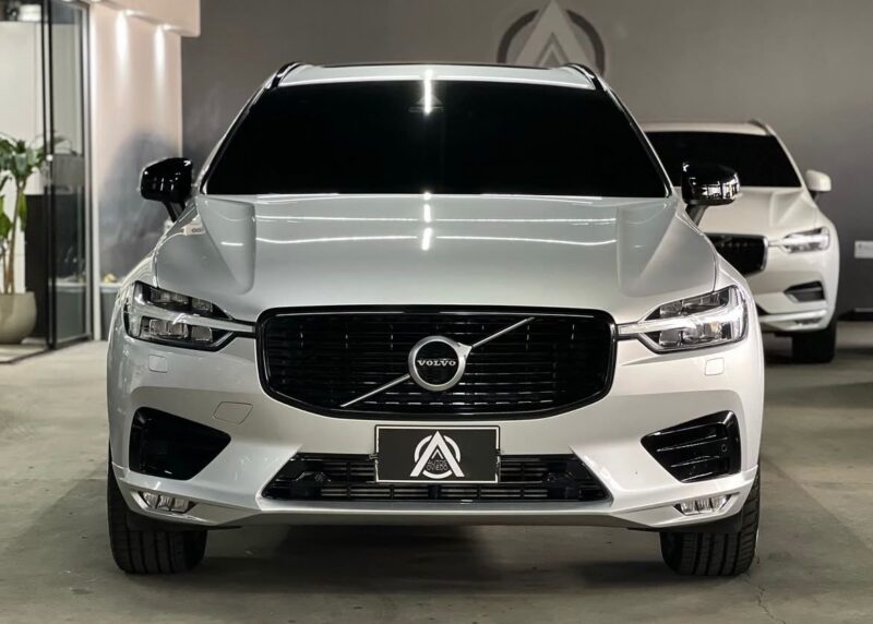 VOLVO XC60 T5 R-DESIGN 2021 - Image 2