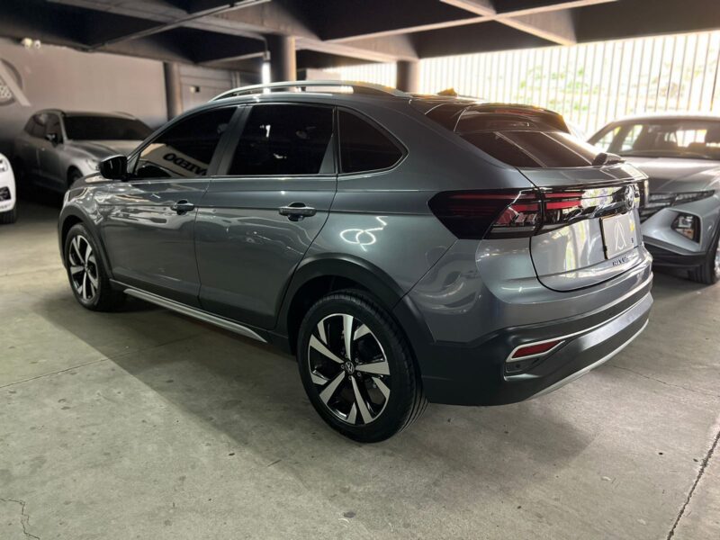 VOLKSWAGEN NIVUS HIGHLINE MODELO 2022 - Image 9