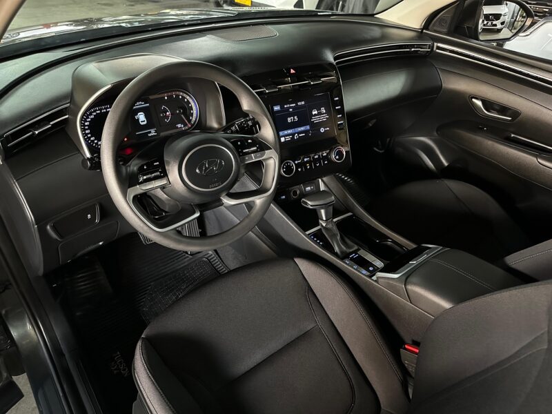 HYUNDAI TUCSON ESSENTIALS MODELO 2024 - Image 13