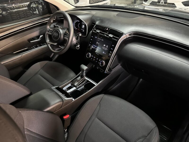 HYUNDAI TUCSON ESSENTIALS MODELO 2024 - Image 16