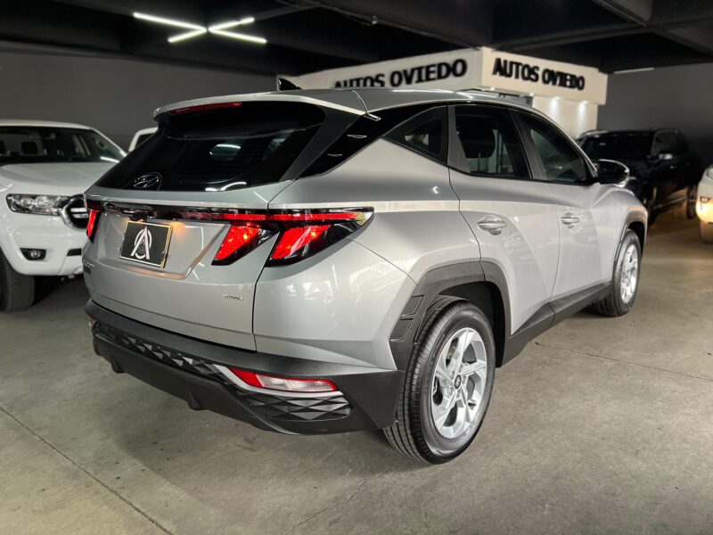 HYUNDAI TUCSON ESSENTIALS MODELO 2024 - GRIS - Image 10