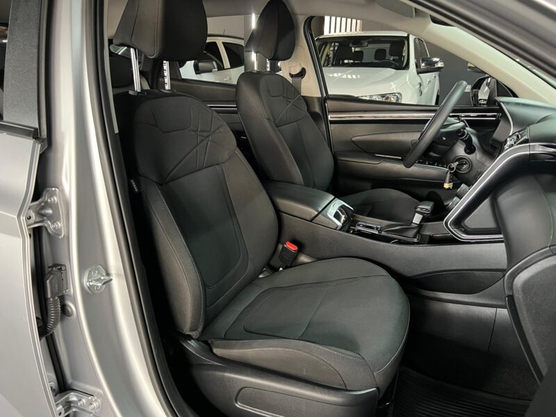 HYUNDAI TUCSON ESSENTIALS MODELO 2024 - GRIS - Image 14